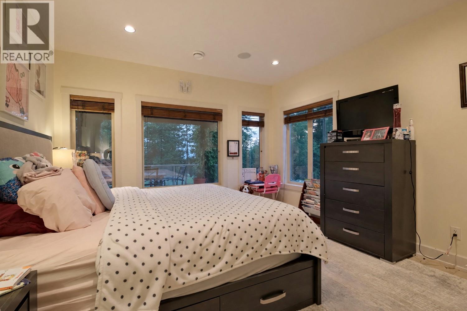 3420 Camelback Drive, Kelowna, British Columbia  V1X 8A8 - Photo 67 - 10401192