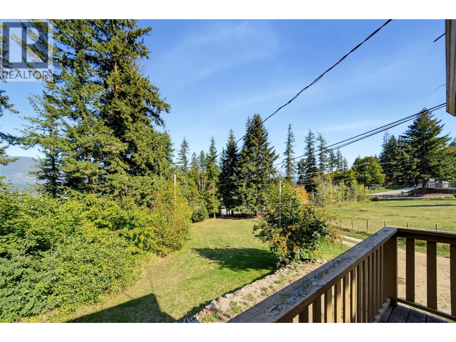 370 10 Avenue Se, Salmon Arm, British Columbia  V1E 2C3 - Photo 68 - 10401960