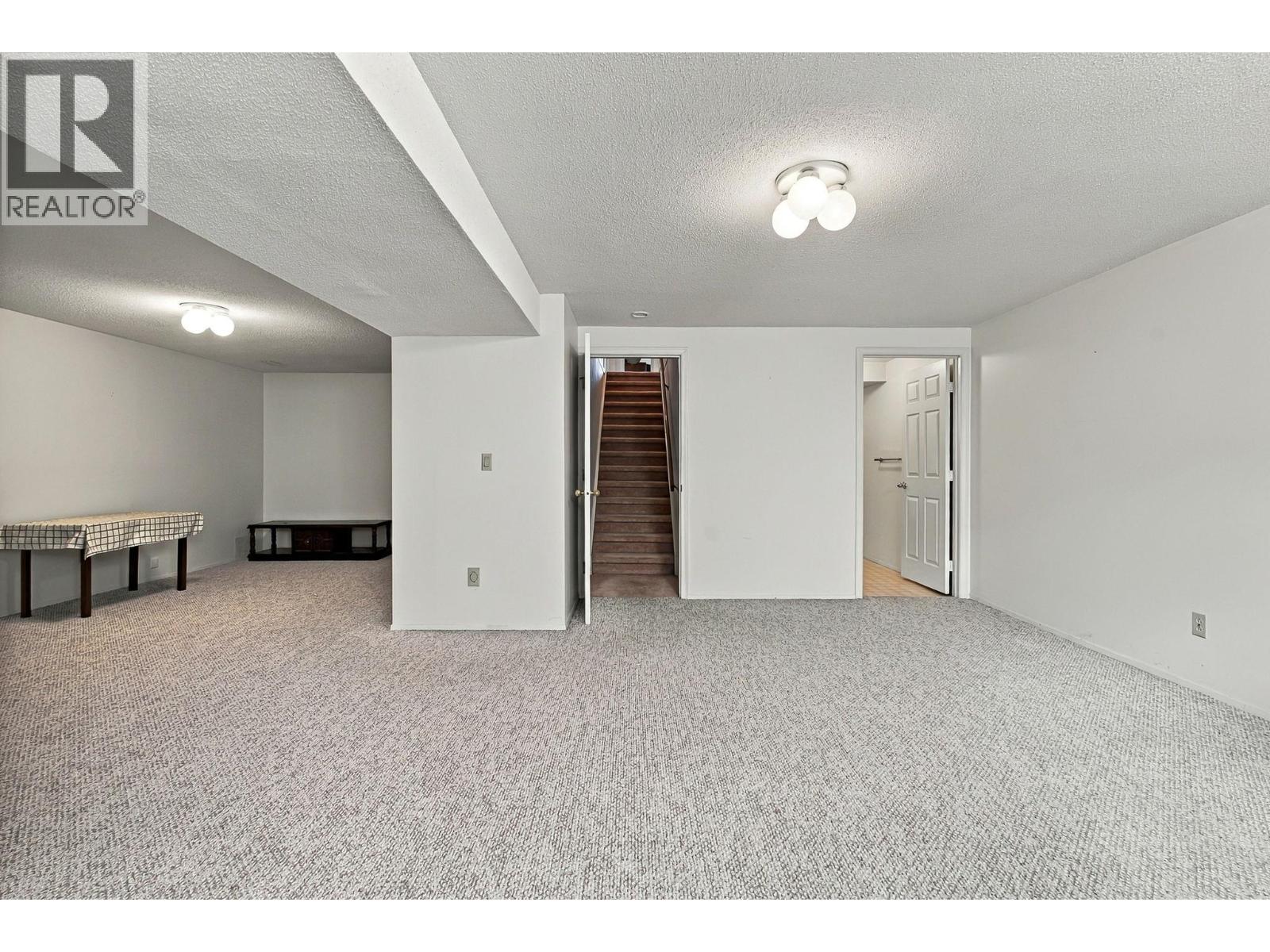 2200 Gordon Drive Unit# 34, Kelowna, British Columbia  V1Y 8T7 - Photo 27 - 10401843
