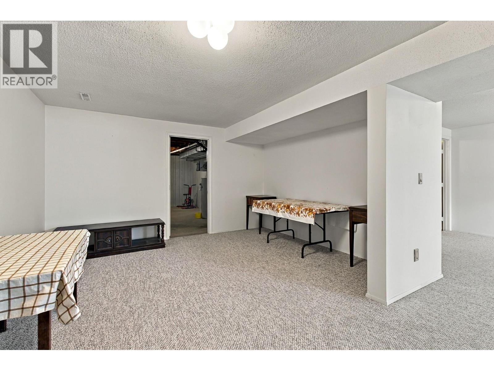 2200 Gordon Drive Unit# 34, Kelowna, British Columbia  V1Y 8T7 - Photo 30 - 10401843