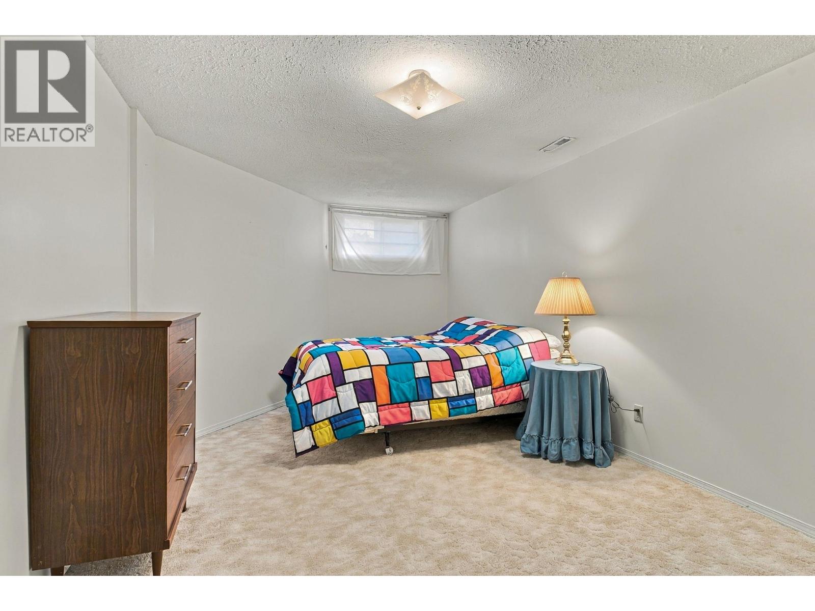 2200 Gordon Drive Unit# 34, Kelowna, British Columbia  V1Y 8T7 - Photo 31 - 10401843