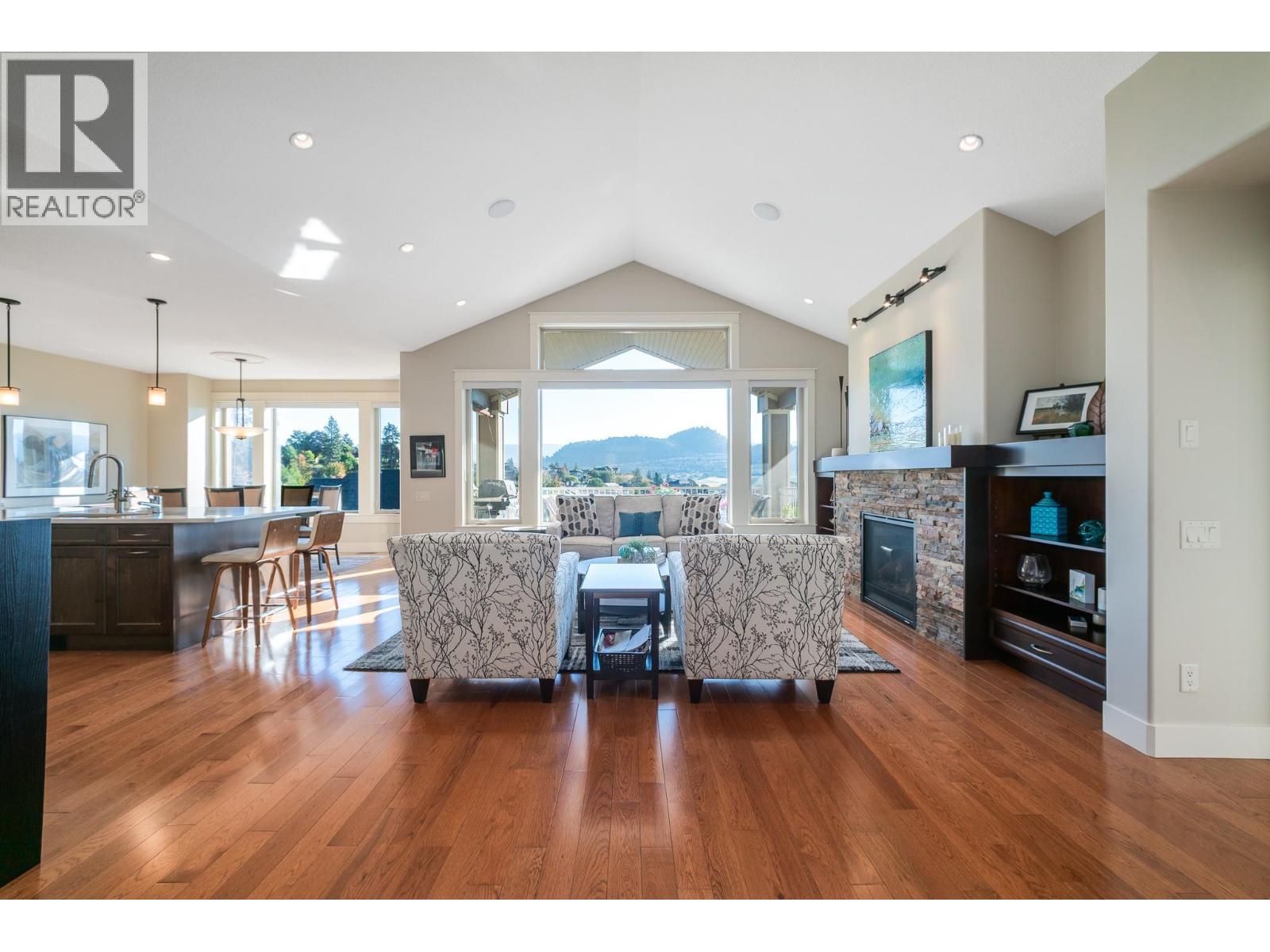 708 Traditions Crescent, Kelowna, British Columbia  V1V 2Y2 - Photo 6 - 10401511