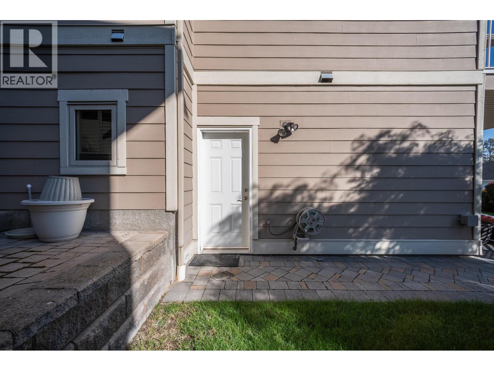 708 Traditions Crescent, Kelowna, British Columbia  V1V 2Y2 - Photo 72 - 10401511