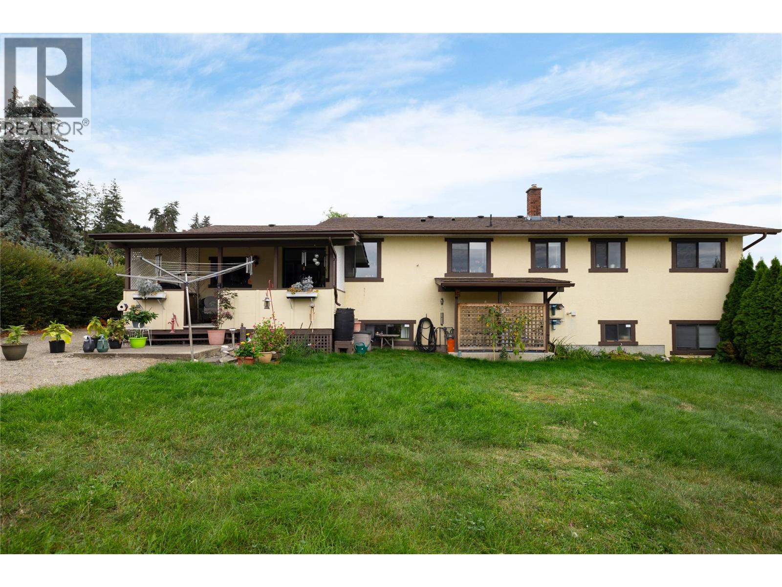537 Robin Road, Vernon, British Columbia  V1B 3B2 - Photo 37 - 10401933