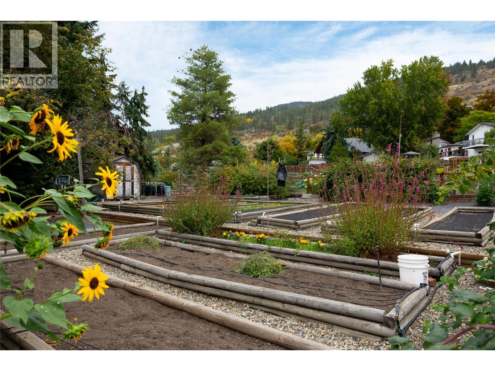 537 Robin Road, Vernon, British Columbia  V1B 3B2 - Photo 56 - 10401933