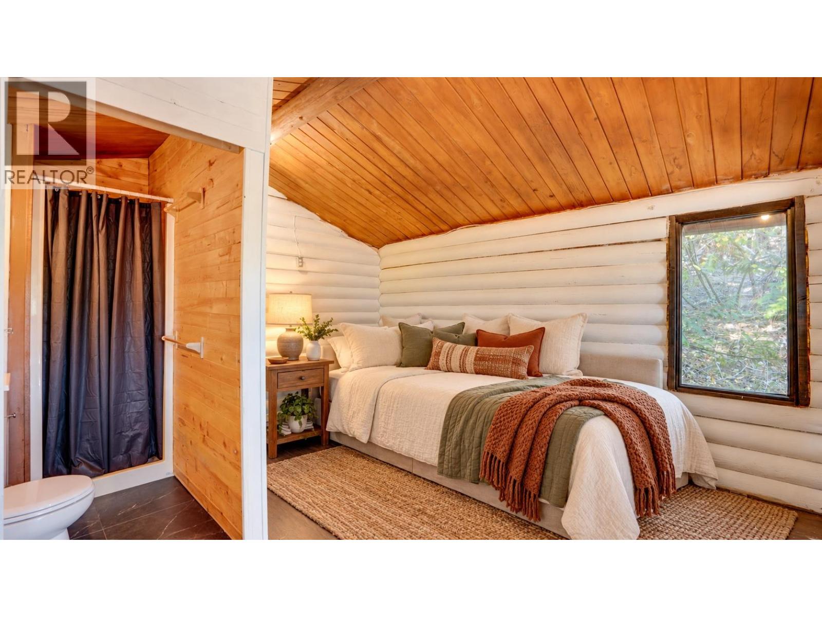 2452 Forest Drive, Blind Bay, British Columbia  V0E 1H2 - Photo 31 - 10401796