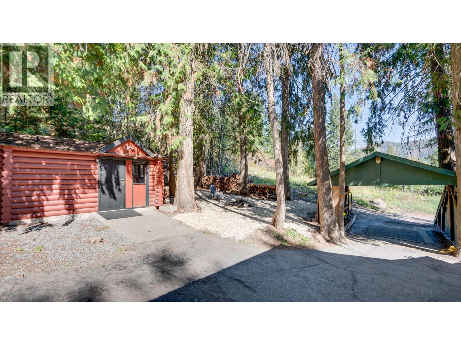 2452 Forest Drive, Blind Bay, British Columbia  V0E 1H2 - Photo 40 - 10401796