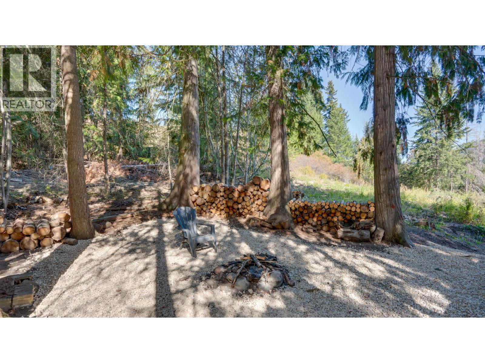 2452 Forest Drive, Blind Bay, British Columbia  V0E 1H2 - Photo 41 - 10401796