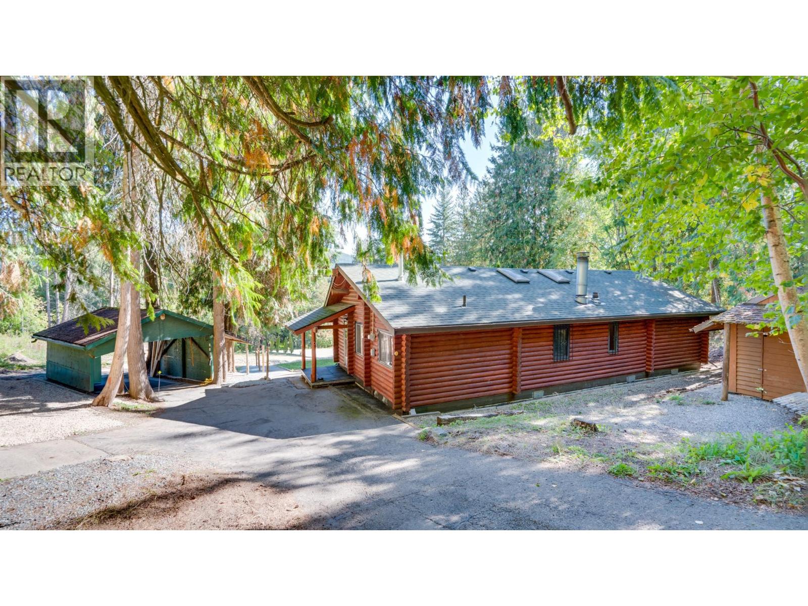 2452 Forest Drive, Blind Bay, British Columbia  V0E 1H2 - Photo 43 - 10401796