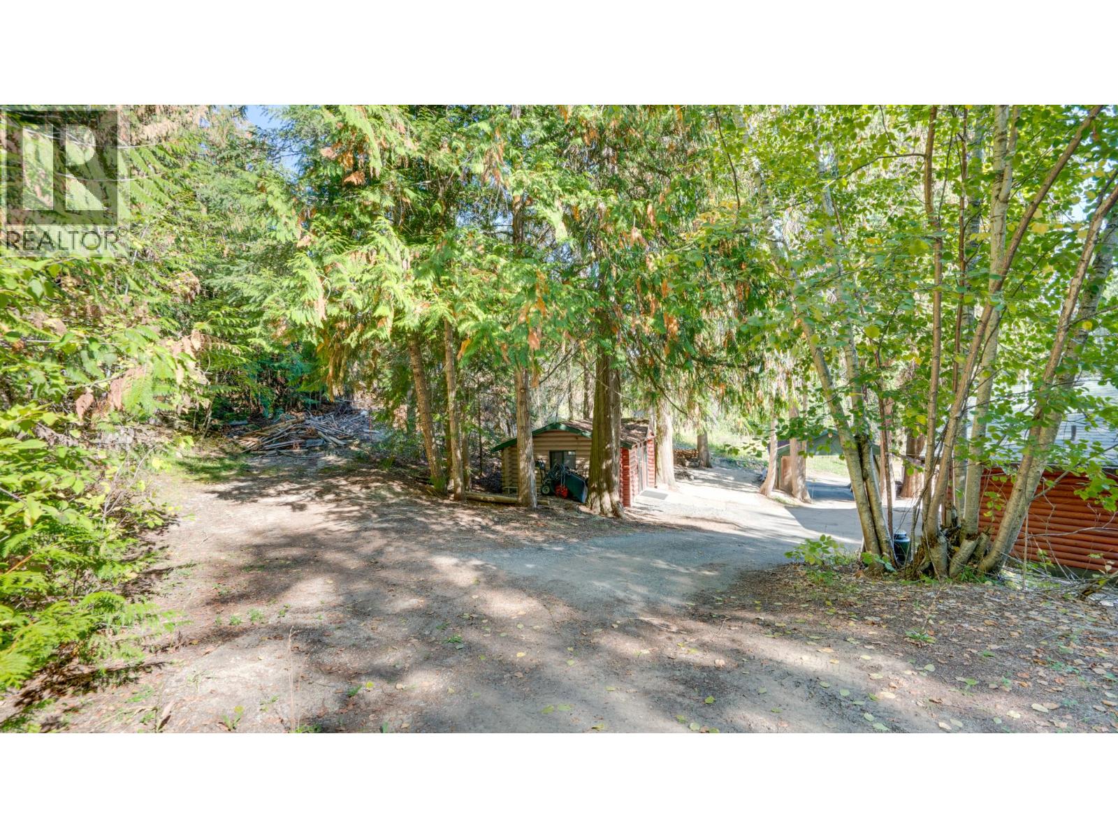 2452 Forest Drive, Blind Bay, British Columbia  V0E 1H2 - Photo 45 - 10401796