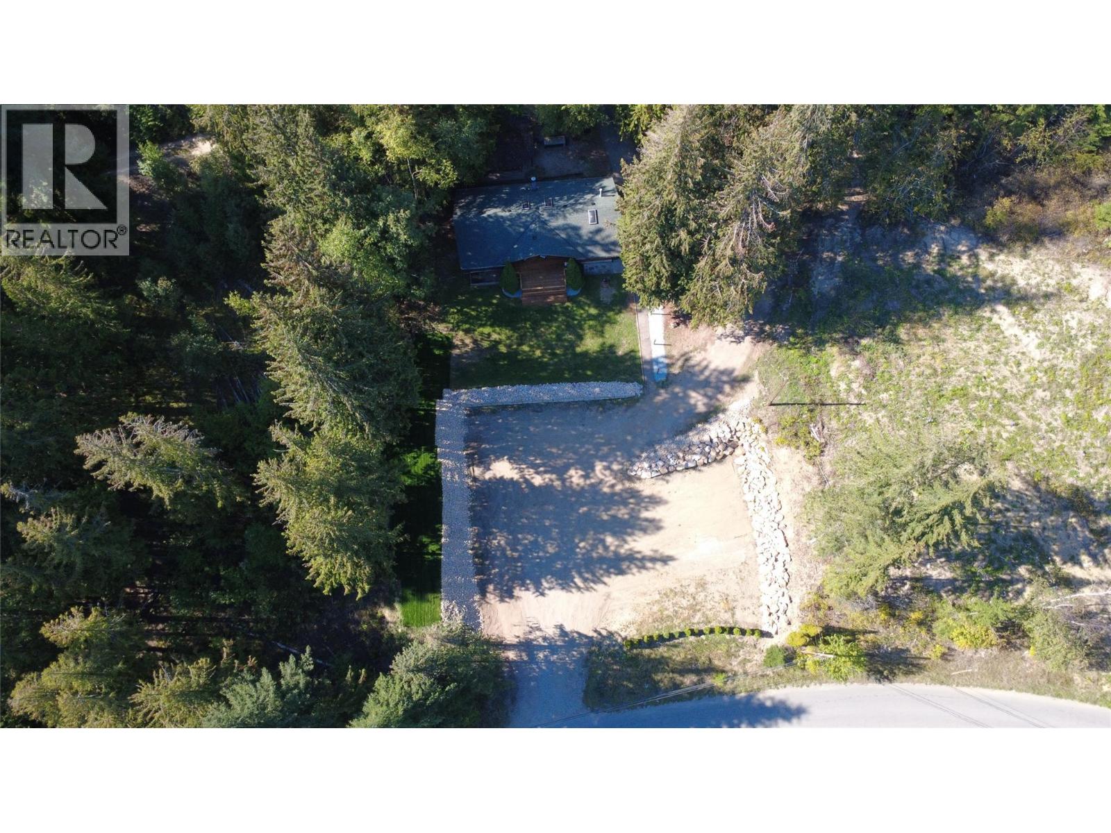 2452 Forest Drive, Blind Bay, British Columbia  V0E 1H2 - Photo 53 - 10401796