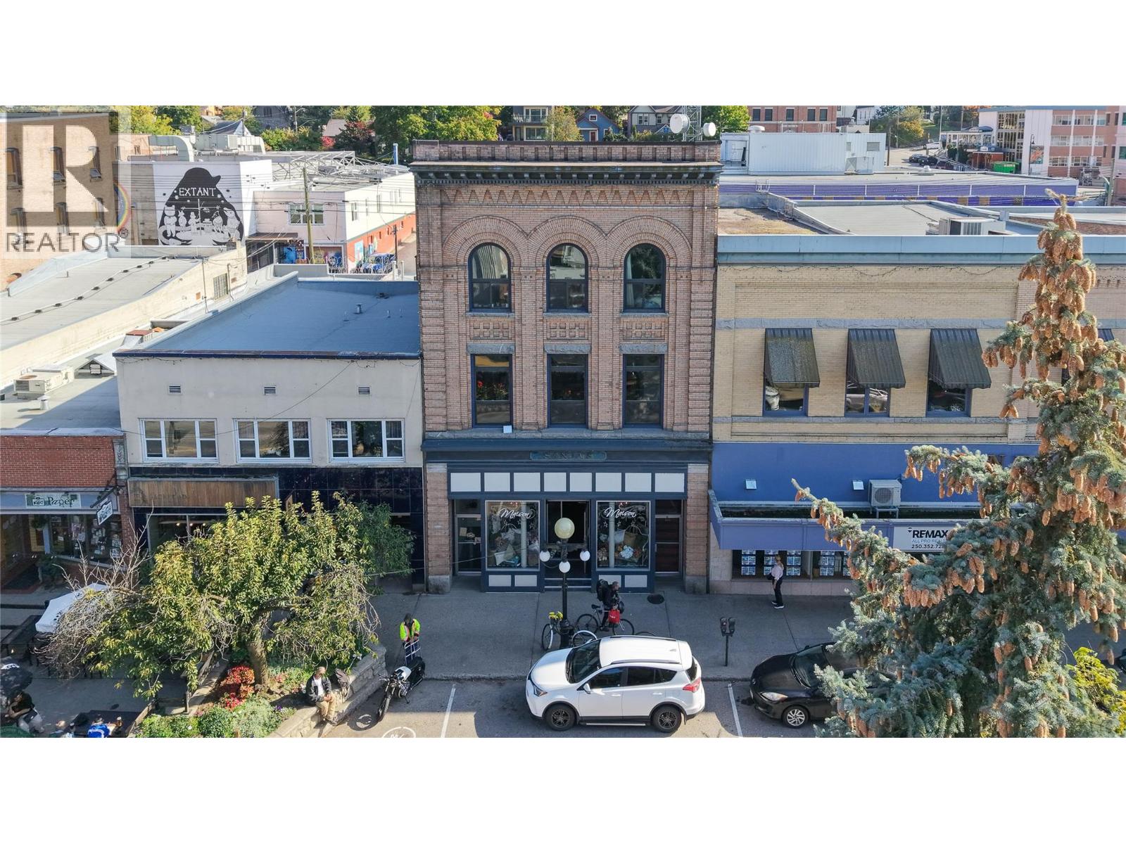 446 Baker Street, Nelson, British Columbia  V1L 4H8 - Photo 63 - 10401042