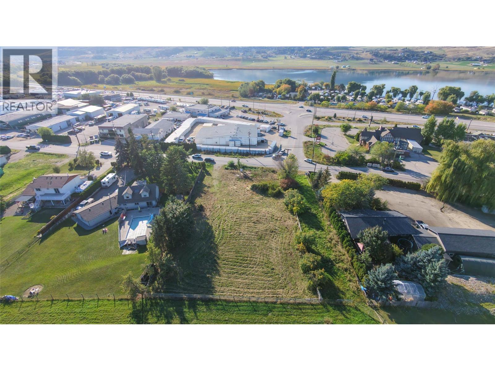 6295 Pleasant Valley Road, Vernon, British Columbia  V1B 3R3 - Photo 1 - 10401791