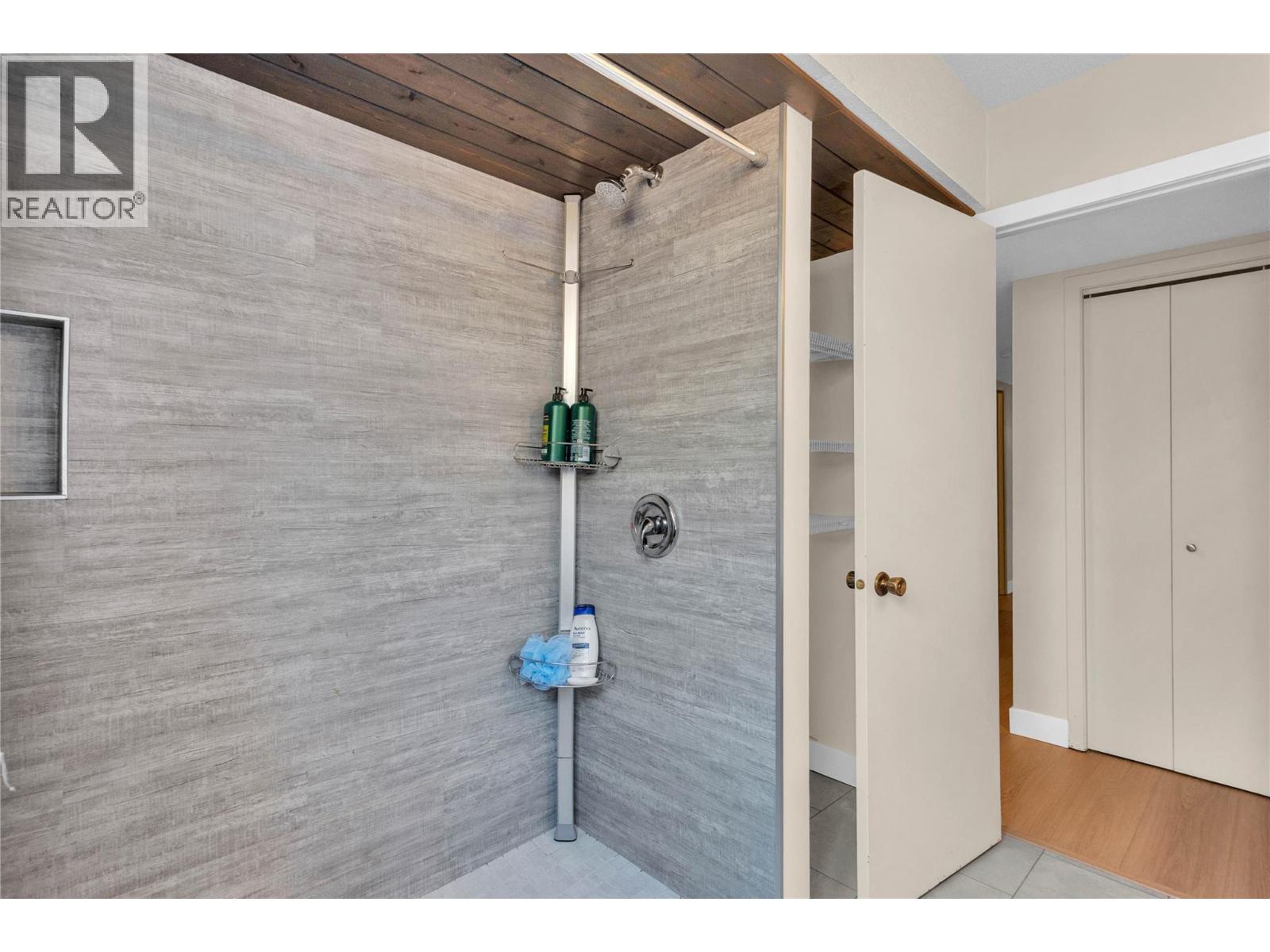 2245 Thacker Drive, West Kelowna, British Columbia  V1Z 1V5 - Photo 40 - 10401989