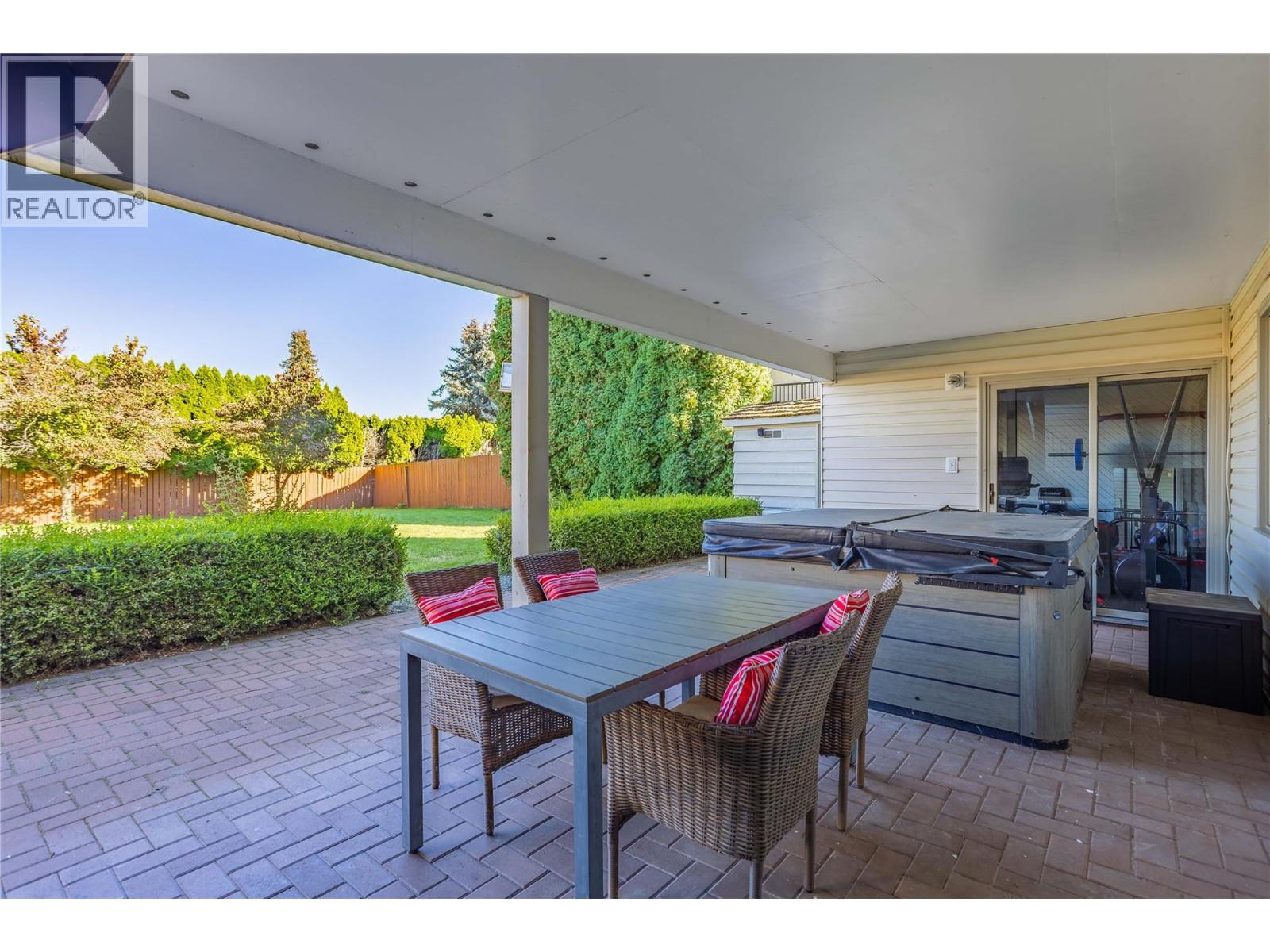 2245 Thacker Drive, West Kelowna, British Columbia  V1Z 1V5 - Photo 53 - 10401989