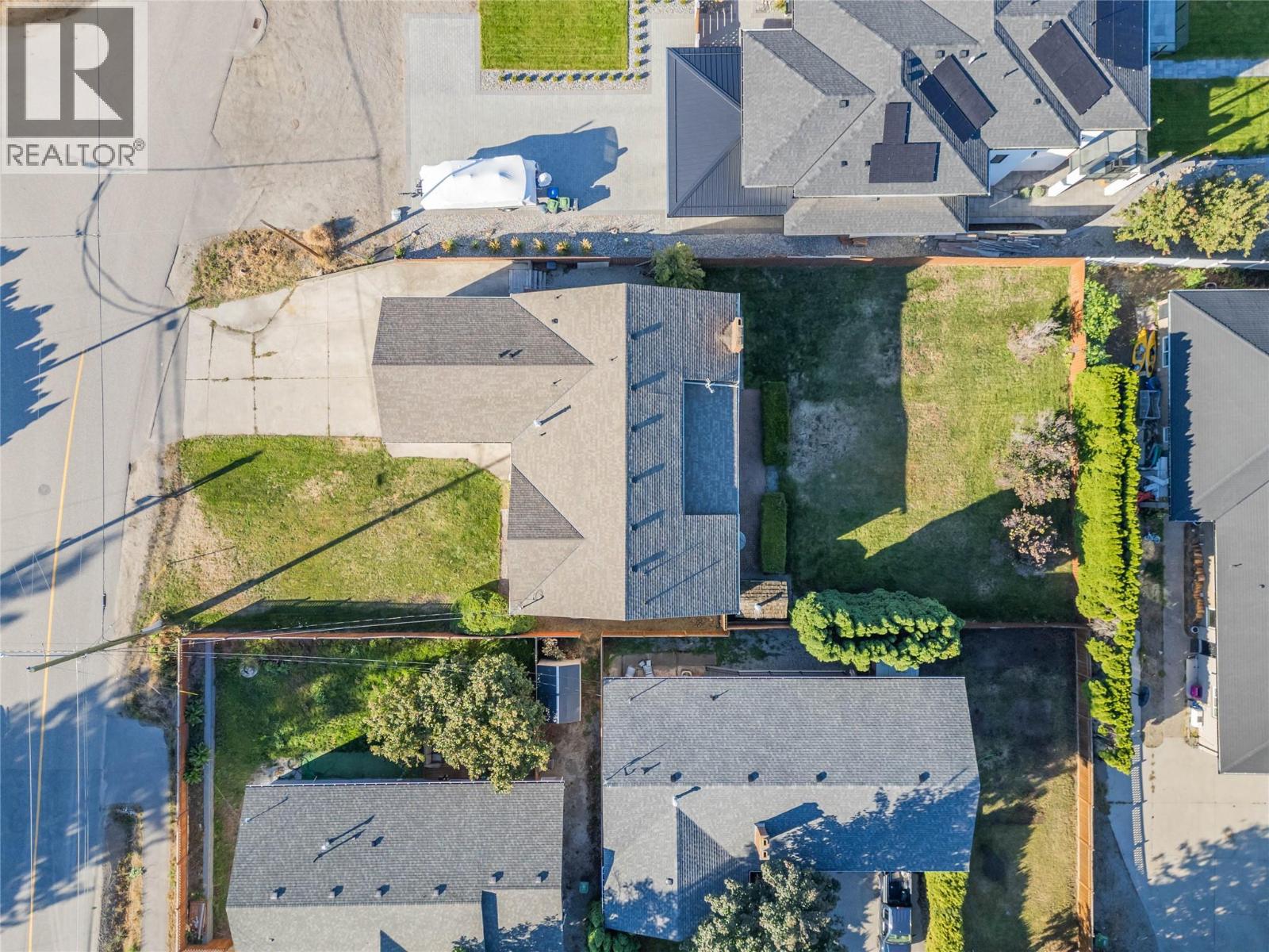 2245 Thacker Drive, West Kelowna, British Columbia  V1Z 1V5 - Photo 88 - 10401989