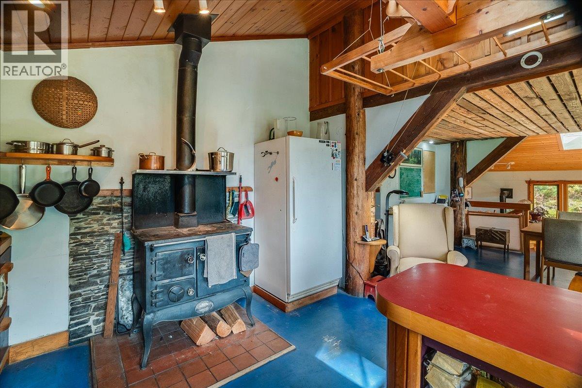 8494 Red Mountain Road, Silverton, British Columbia  V0G 1S0 - Photo 23 - 10401988