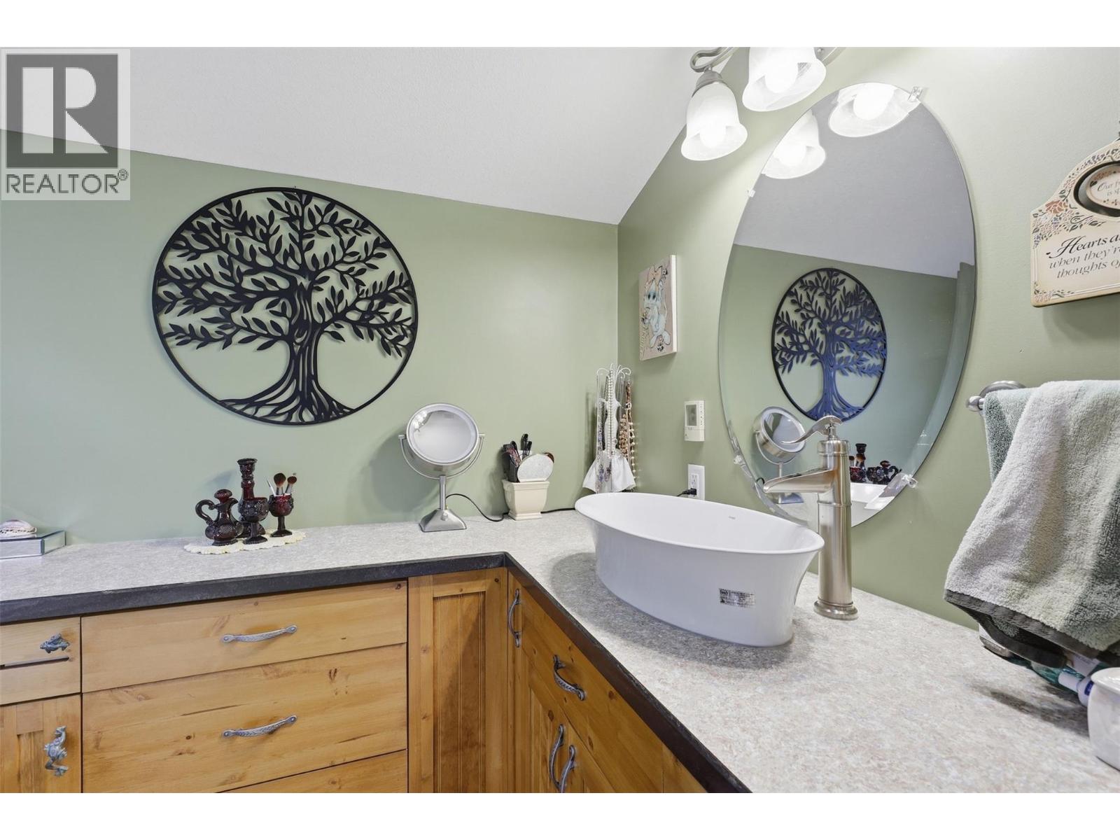 4809 Bolean Drive, Kamloops, British Columbia  V2H 1M3 - Photo 18 - 10402003