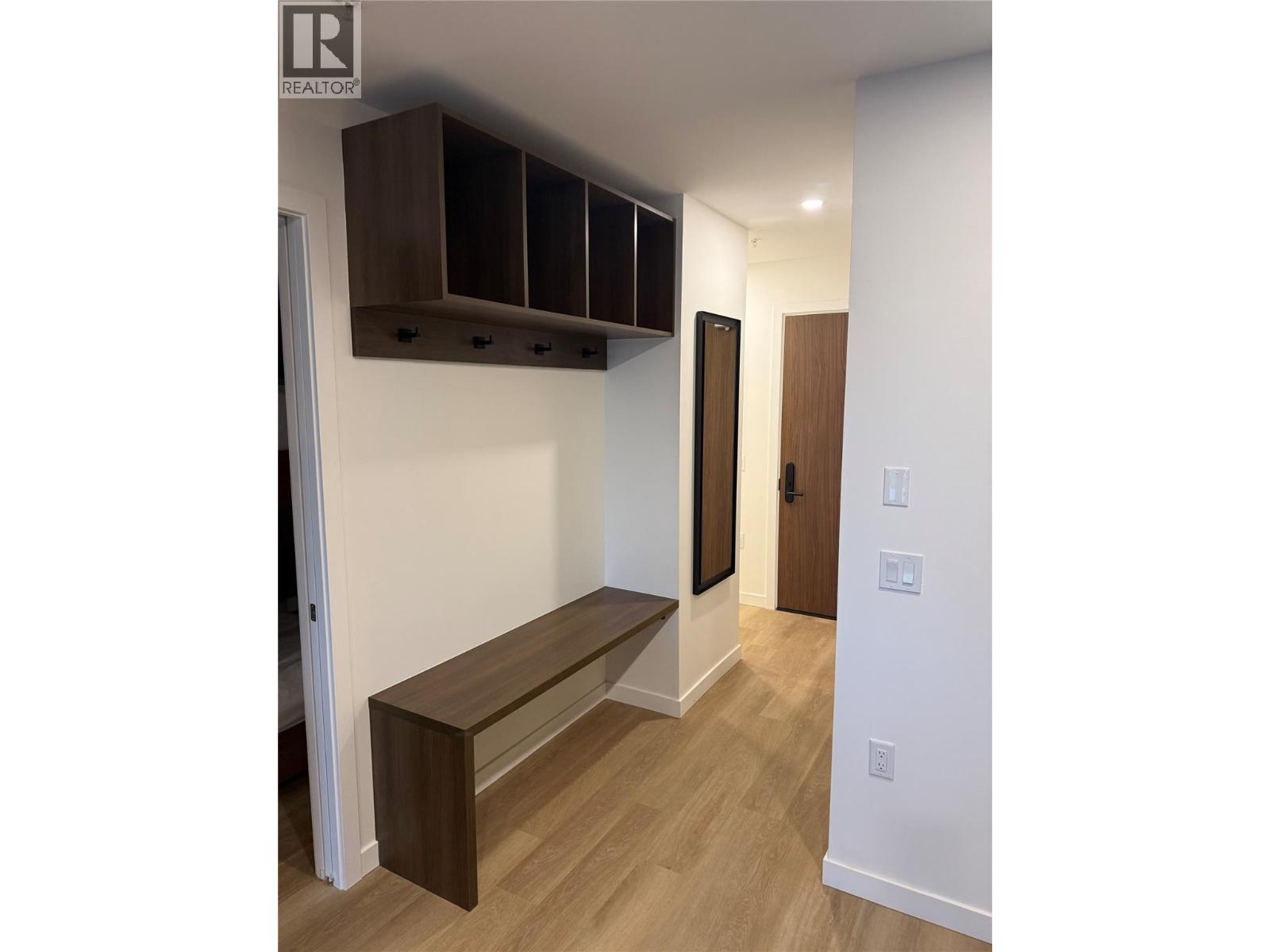 4240 Red Mountain Road Street Unit# 203, Rossland, British Columbia  V0G 1Y0 - Photo 2 - 10401909