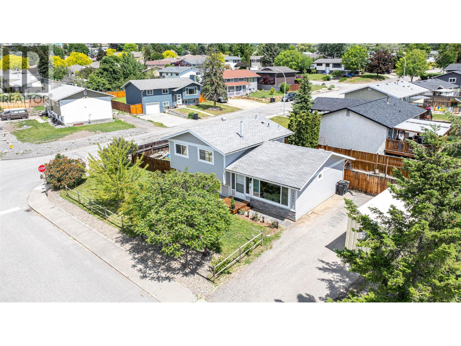 2003 13 Street, Vernon, British Columbia  V1T 3T1 - Photo 1 - 10351494
