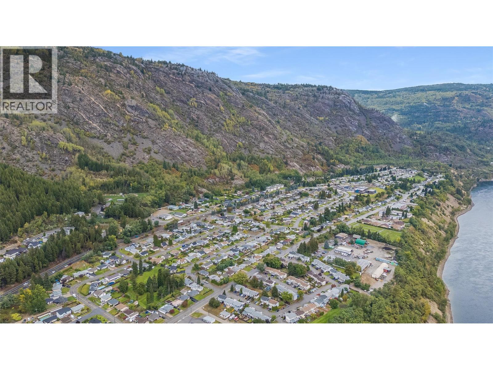 3315 Laurel Crescent, Trail, British Columbia  V1R 4M6 - Photo 46 - 10401929