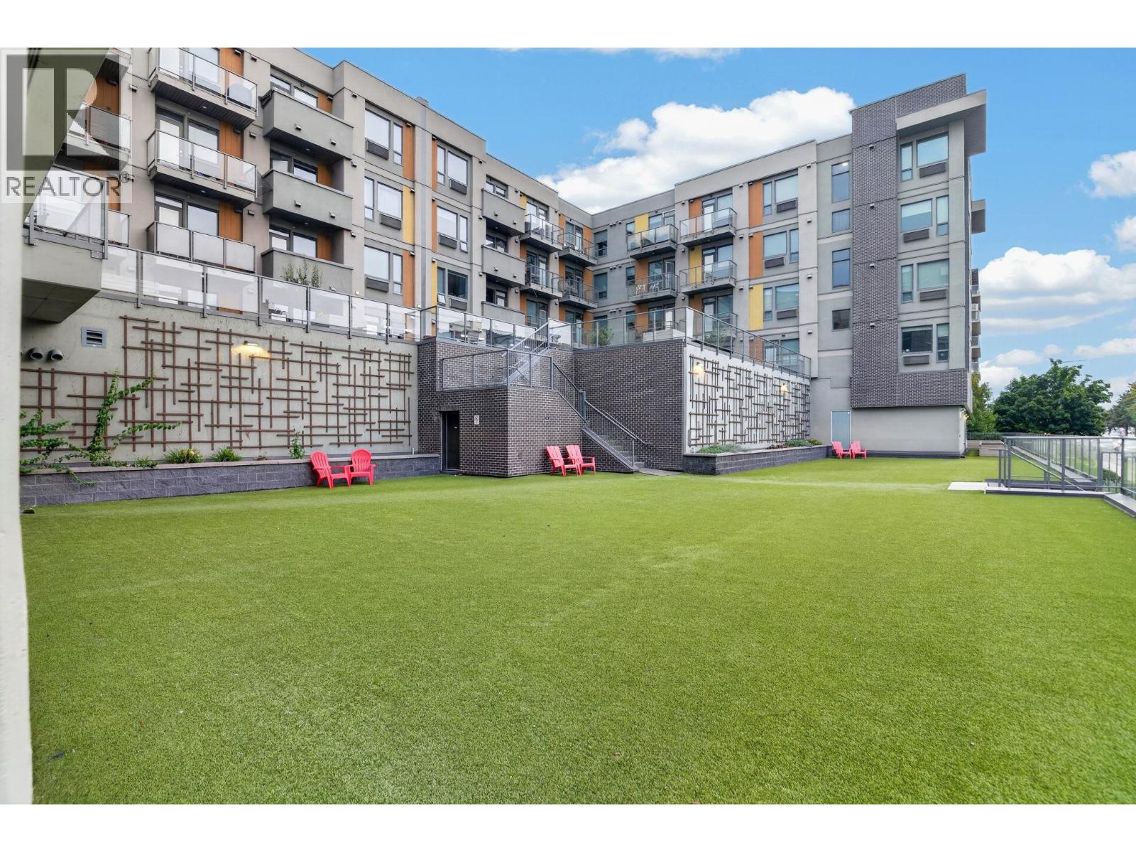 925 Leon Avenue Unit# 347, Kelowna, British Columbia  V1Y 0E5 - Photo 1 - 10401994