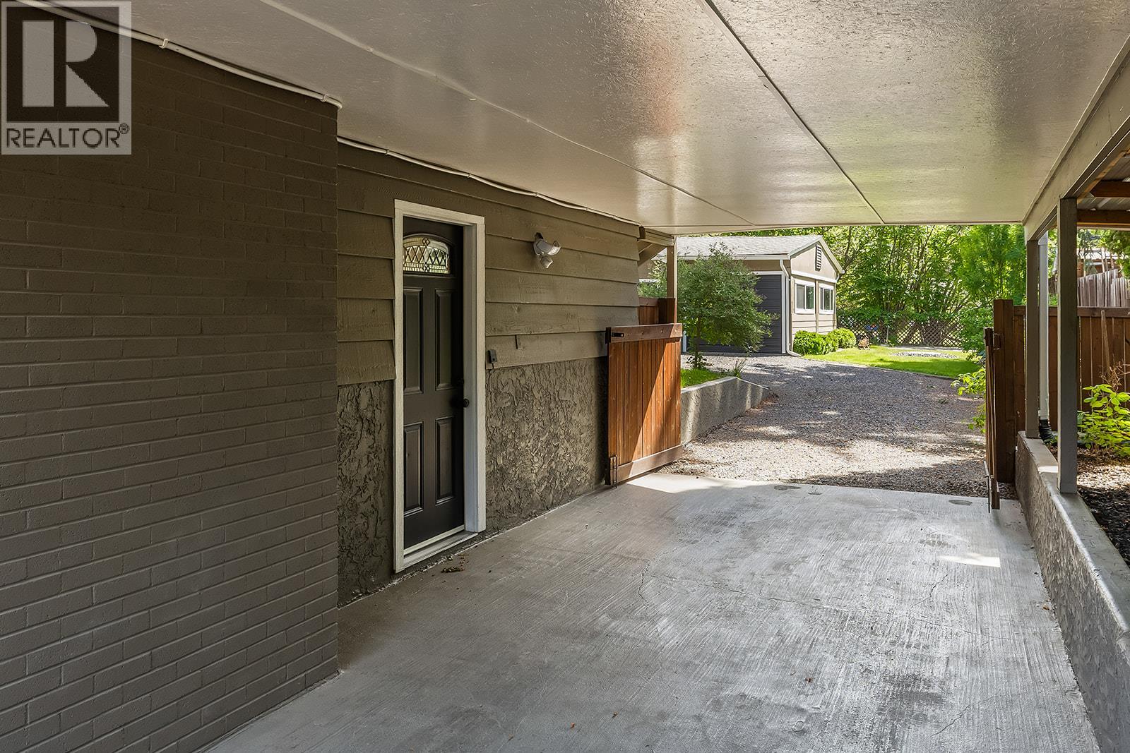 475 Collett Road, Kelowna, British Columbia  V1W 1K8 - Photo 45 - 10402028