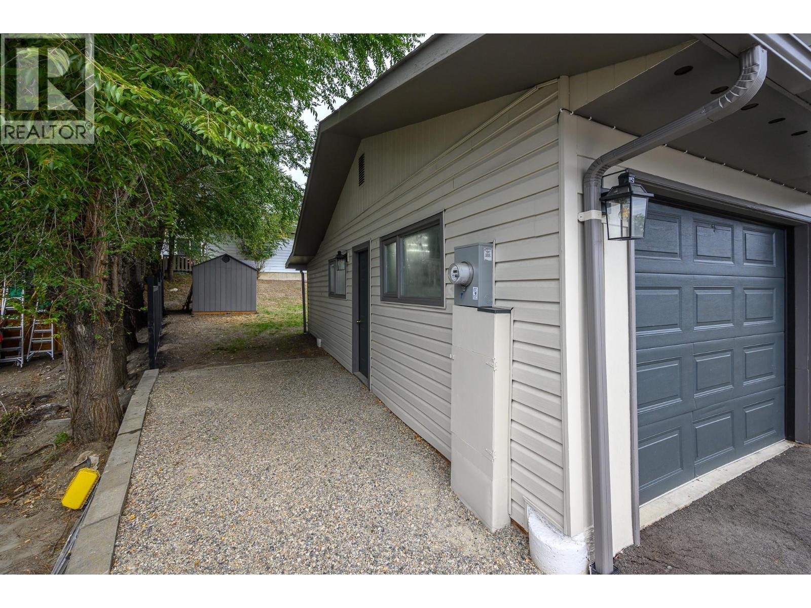 2105 20 Avenue, Vernon, British Columbia  V1T 7J7 - Photo 18 - 10402007