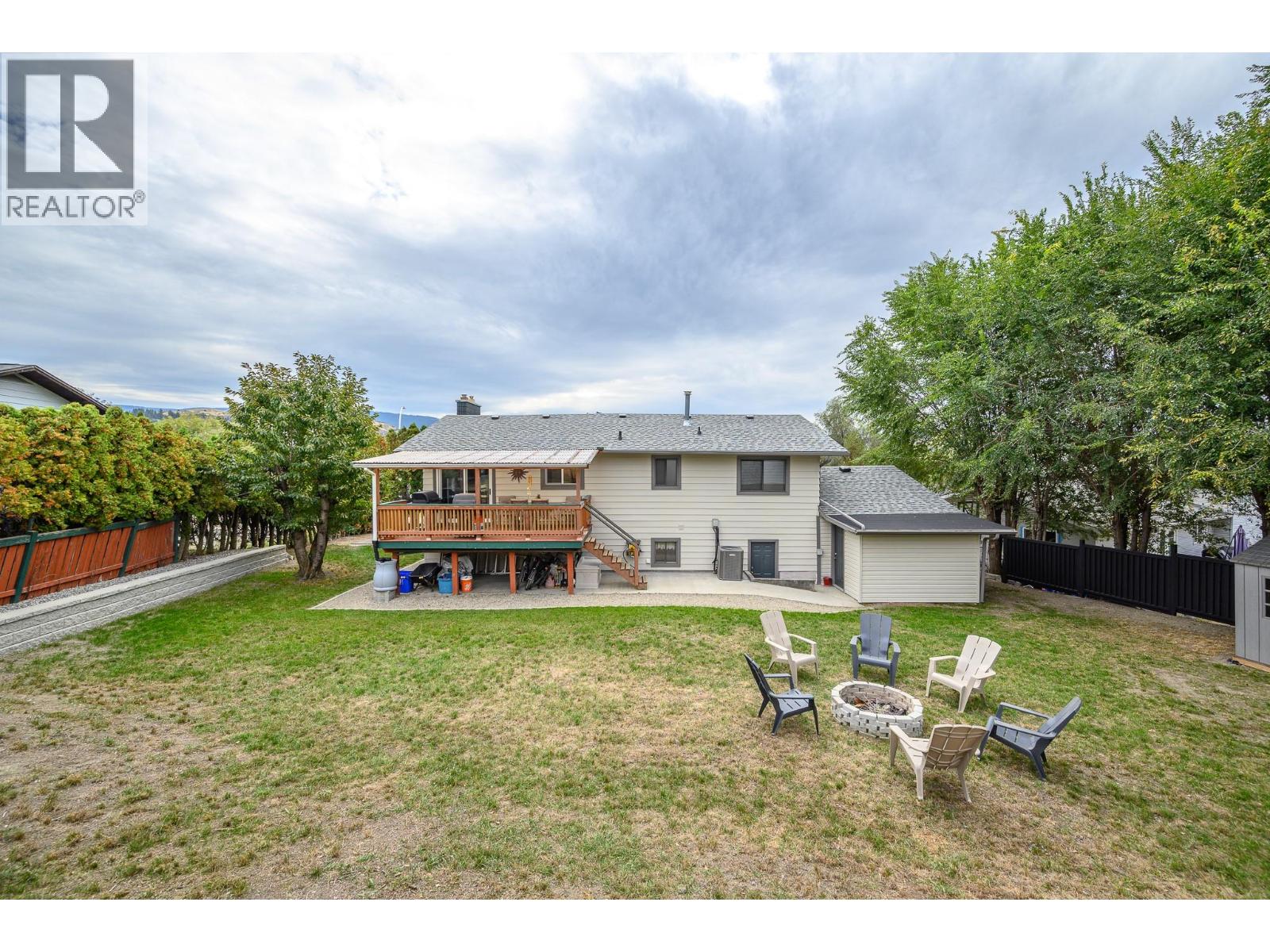 2105 20 Avenue, Vernon, British Columbia  V1T 7J7 - Photo 31 - 10402007