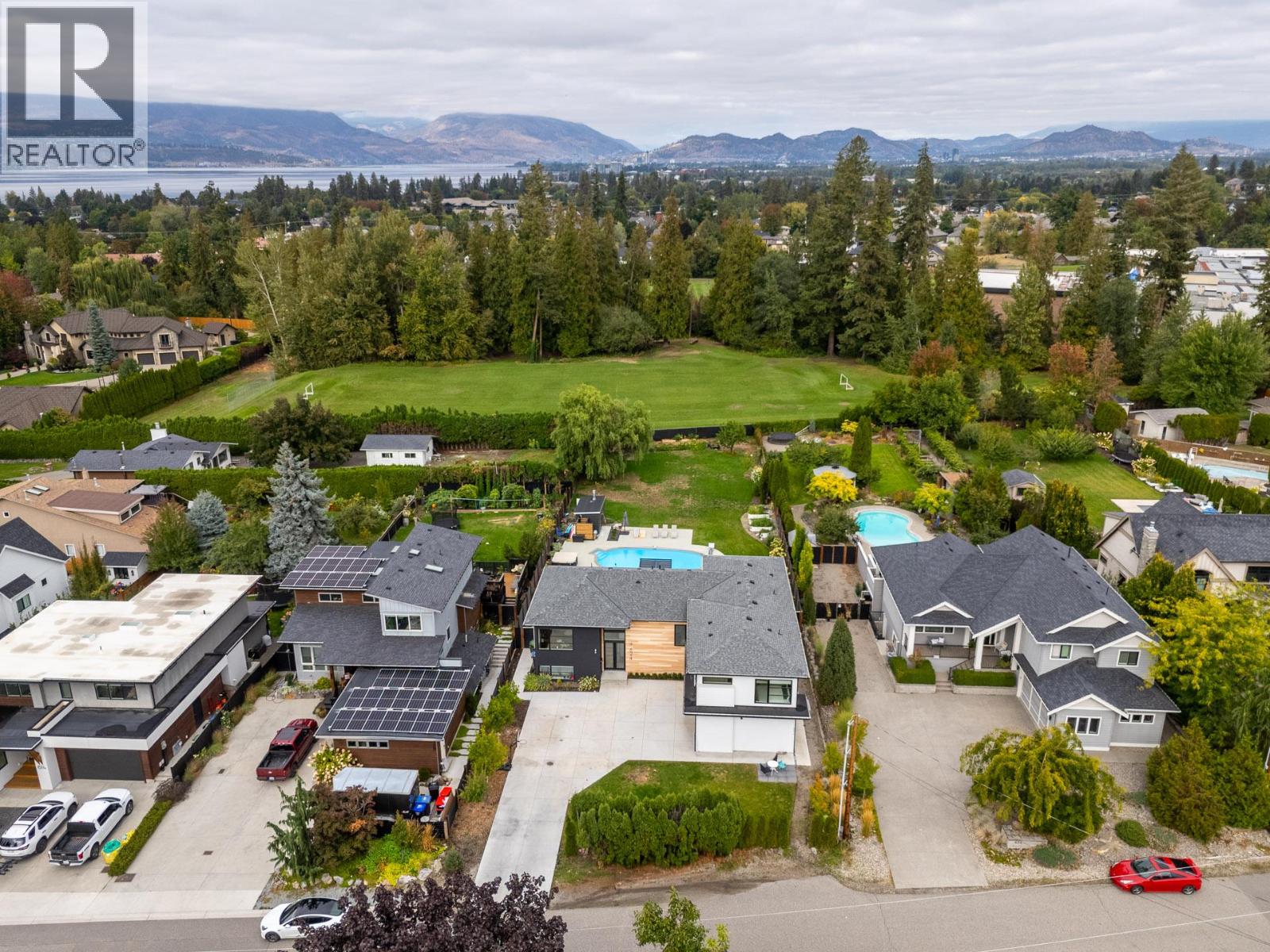 624 Bonjou Road, Kelowna, British Columbia  V1W 1M5 - Photo 69 - 10401859