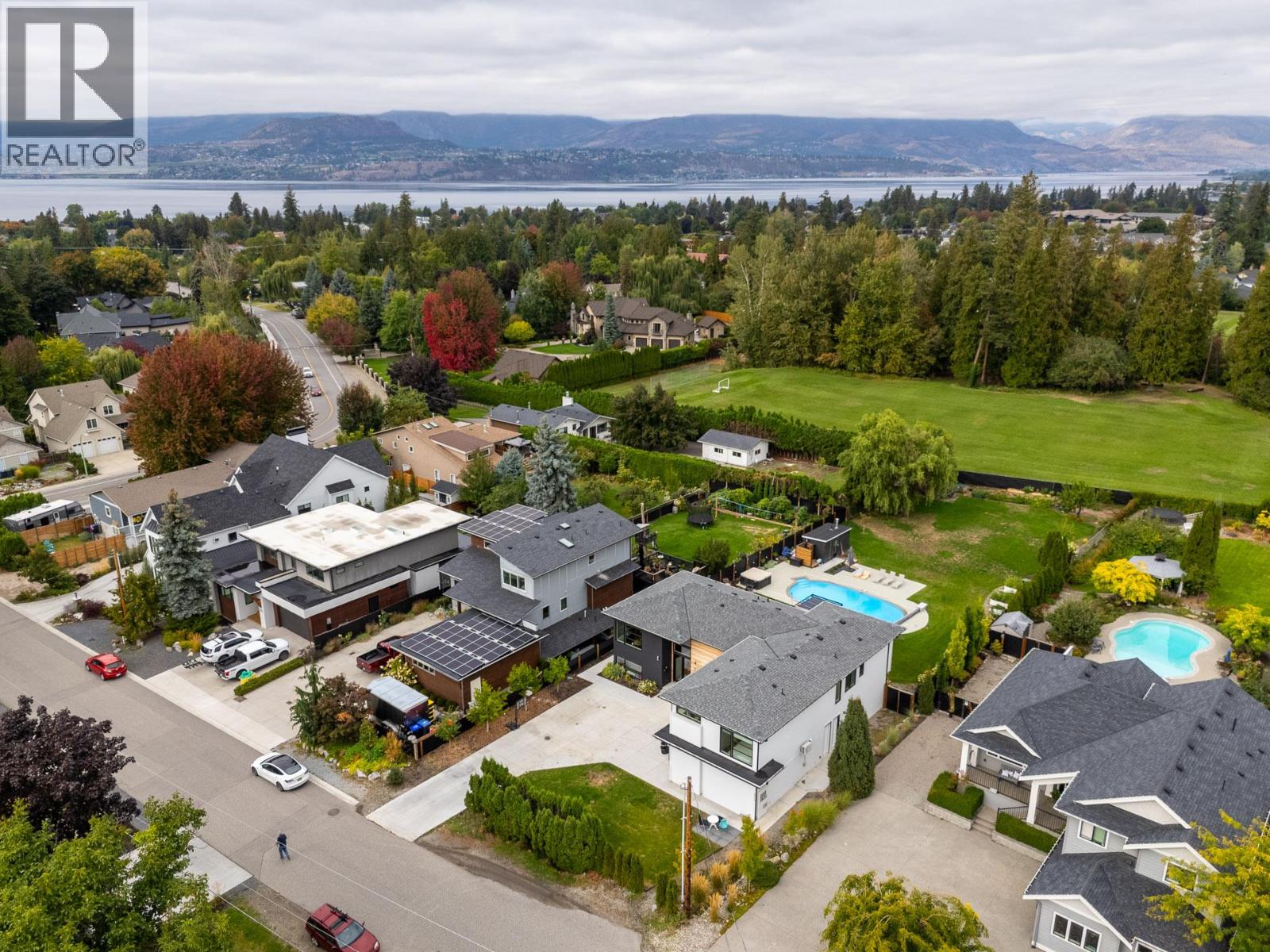 624 Bonjou Road, Kelowna, British Columbia  V1W 1M5 - Photo 70 - 10401859