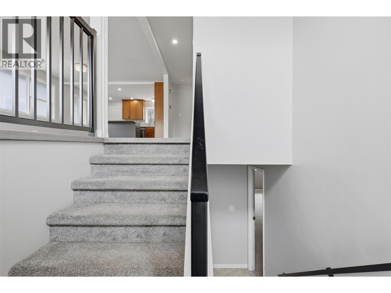 4568 Cammeray Drive, Kamloops, British Columbia  V2H 1L4 - Photo 26 - 10402055