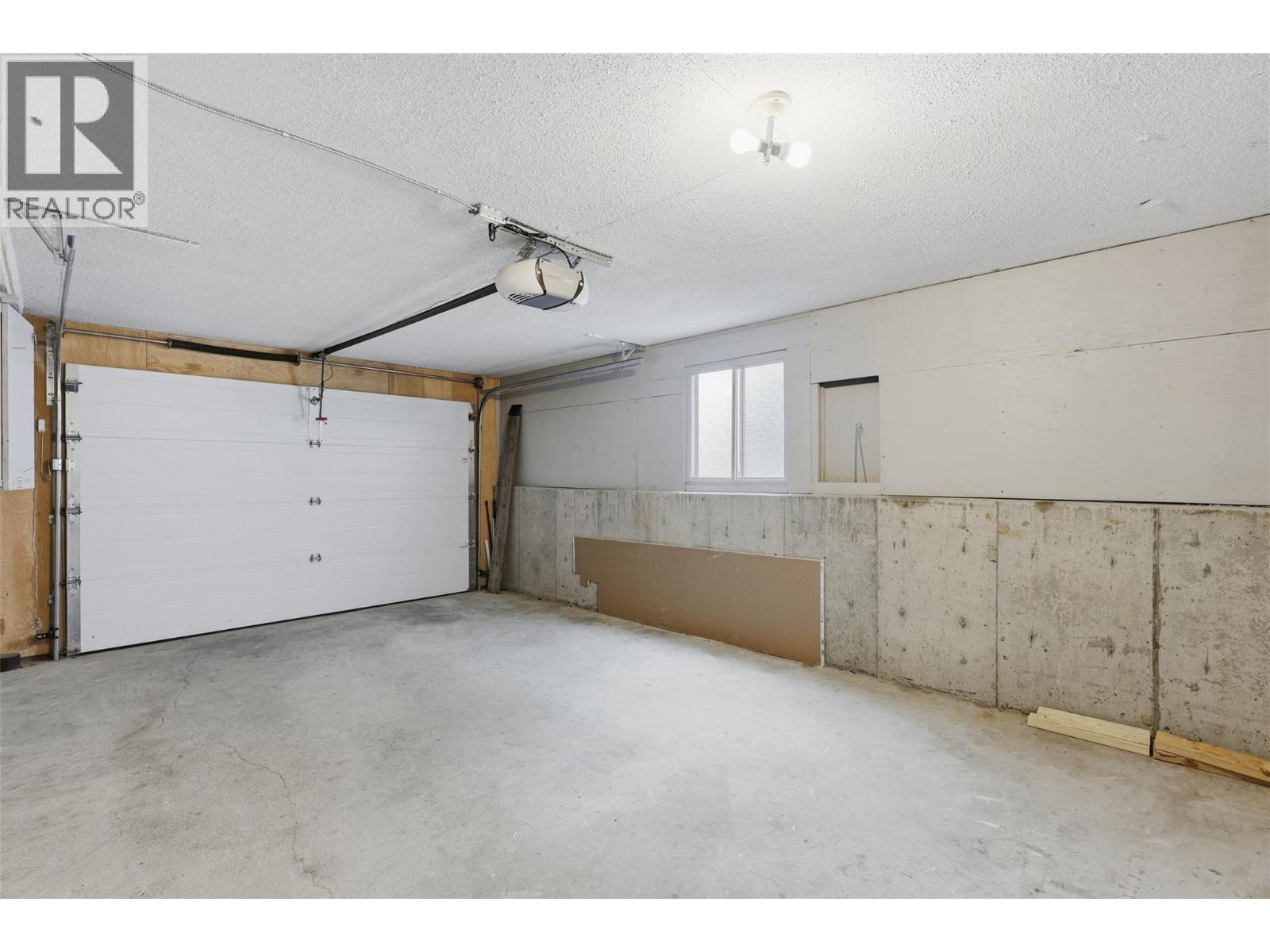 4568 Cammeray Drive, Kamloops, British Columbia  V2H 1L4 - Photo 35 - 10402055