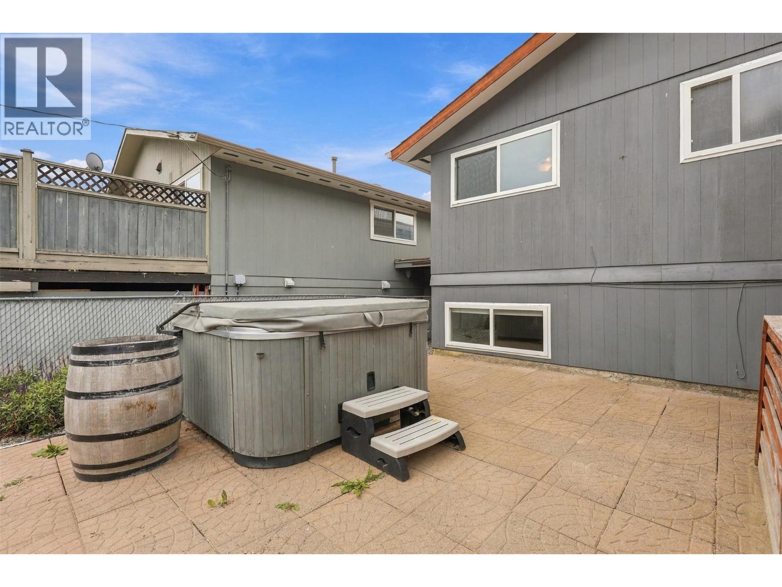 4568 Cammeray Drive, Kamloops, British Columbia  V2H 1L4 - Photo 36 - 10402055
