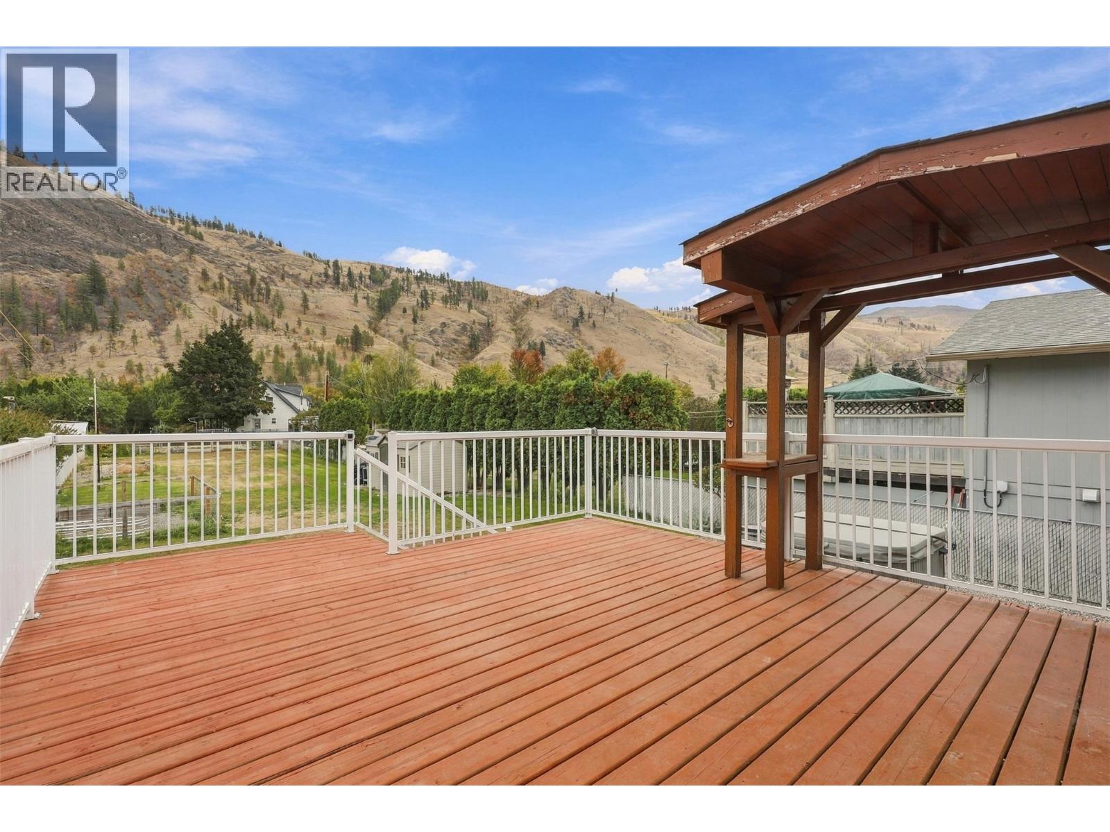 4568 Cammeray Drive, Kamloops, British Columbia  V2H 1L4 - Photo 8 - 10402055
