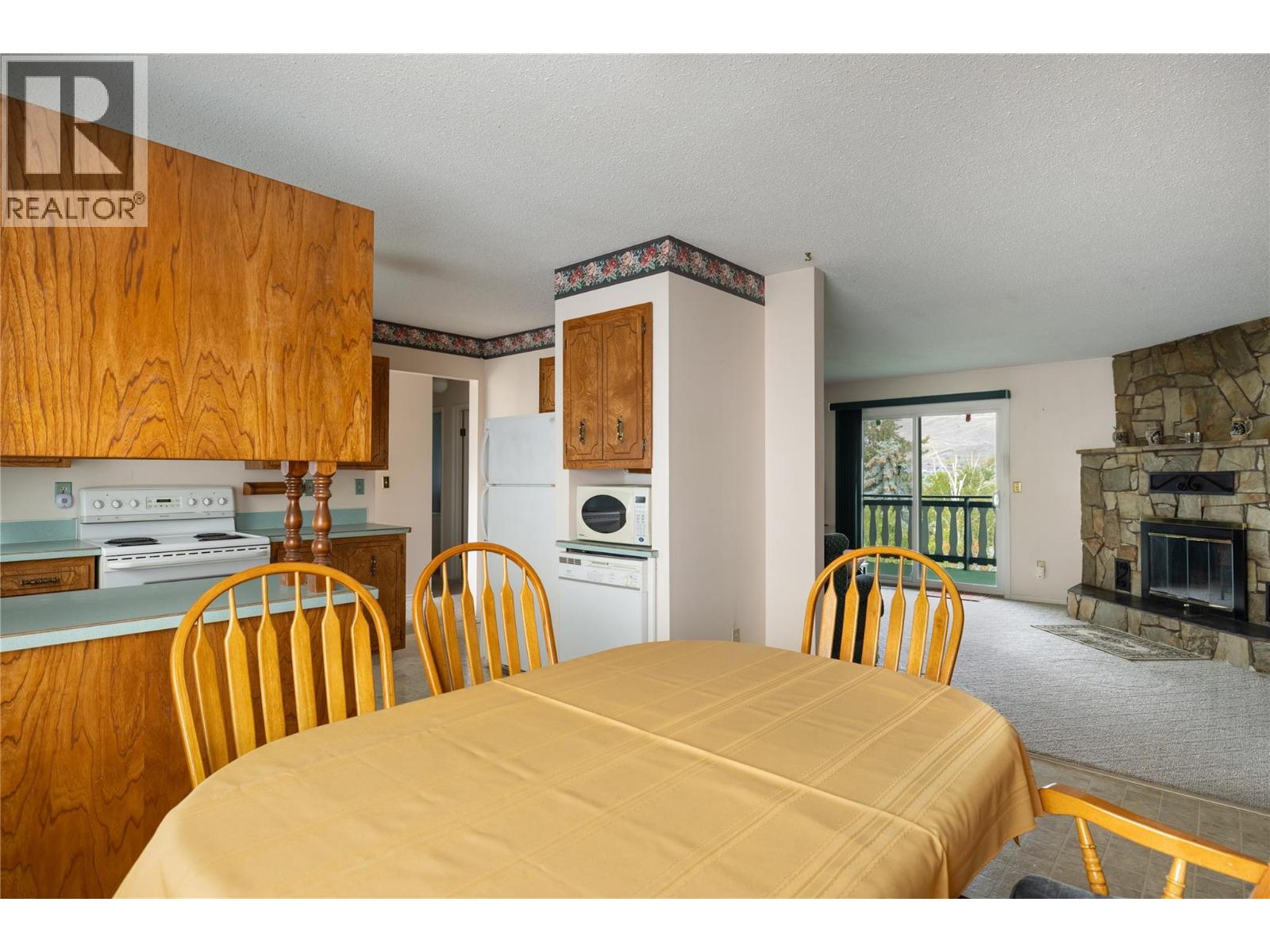 6689 Apollo Road, Vernon, British Columbia  V1H 1J3 - Photo 11 - 10401608