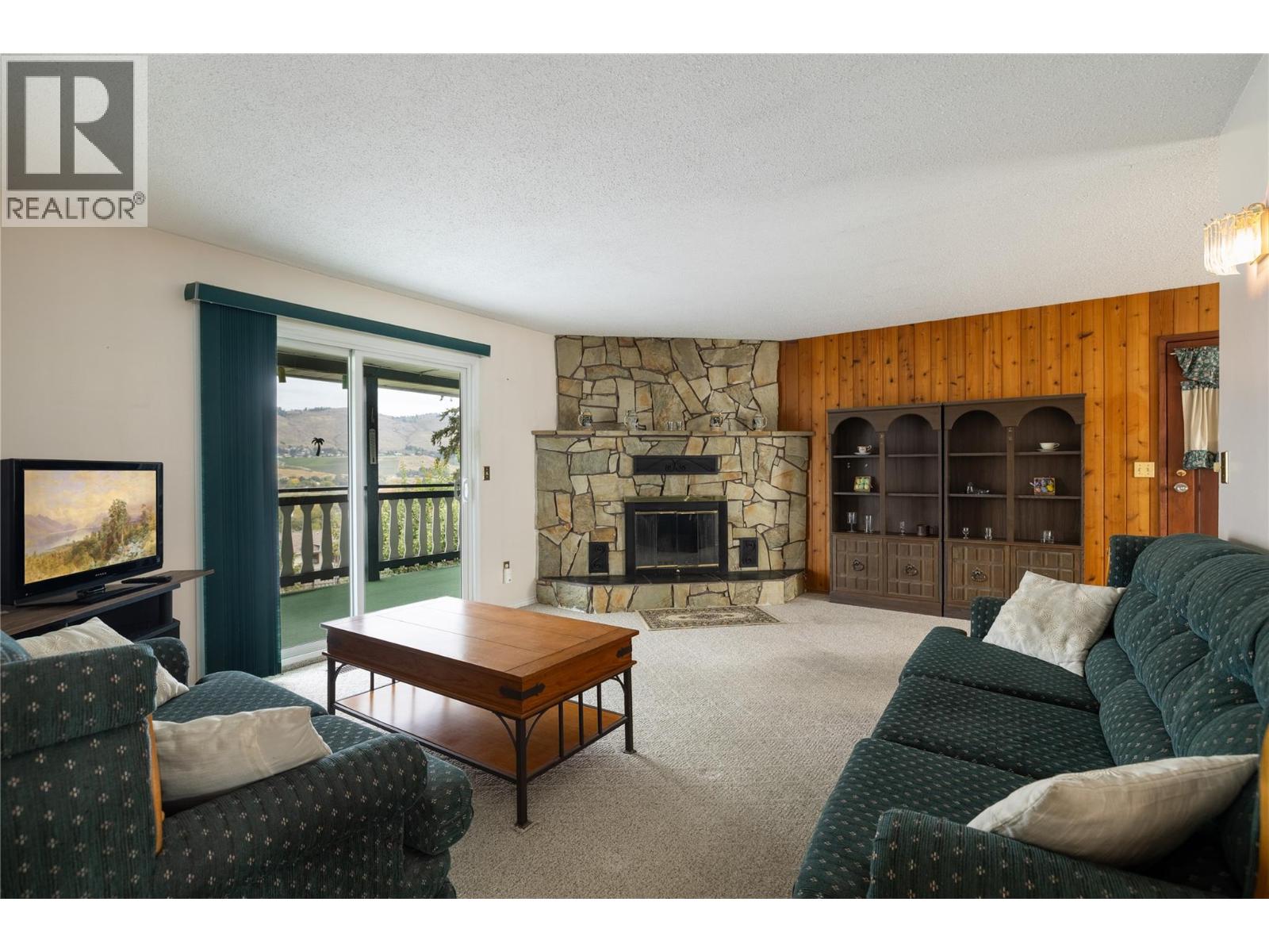 6689 Apollo Road, Vernon, British Columbia  V1H 1J3 - Photo 16 - 10401608