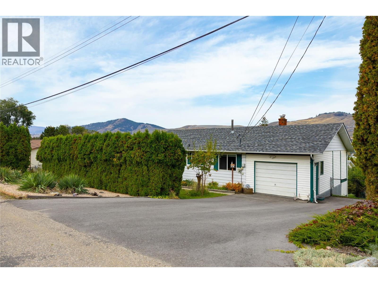 6689 Apollo Road, Vernon, British Columbia  V1H 1J3 - Photo 3 - 10401608