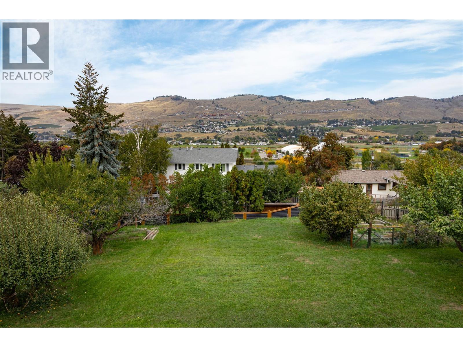 6689 Apollo Road, Vernon, British Columbia  V1H 1J3 - Photo 39 - 10401608