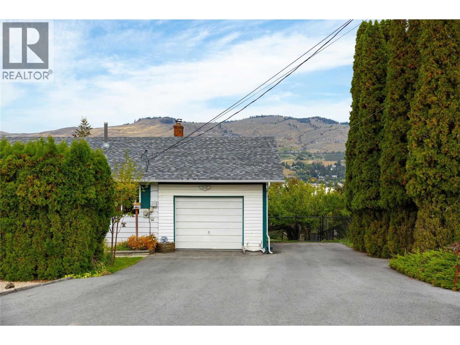 6689 Apollo Road, Vernon, British Columbia  V1H 1J3 - Photo 4 - 10401608