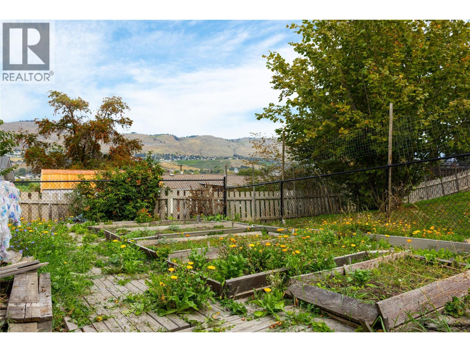 6689 Apollo Road, Vernon, British Columbia  V1H 1J3 - Photo 44 - 10401608