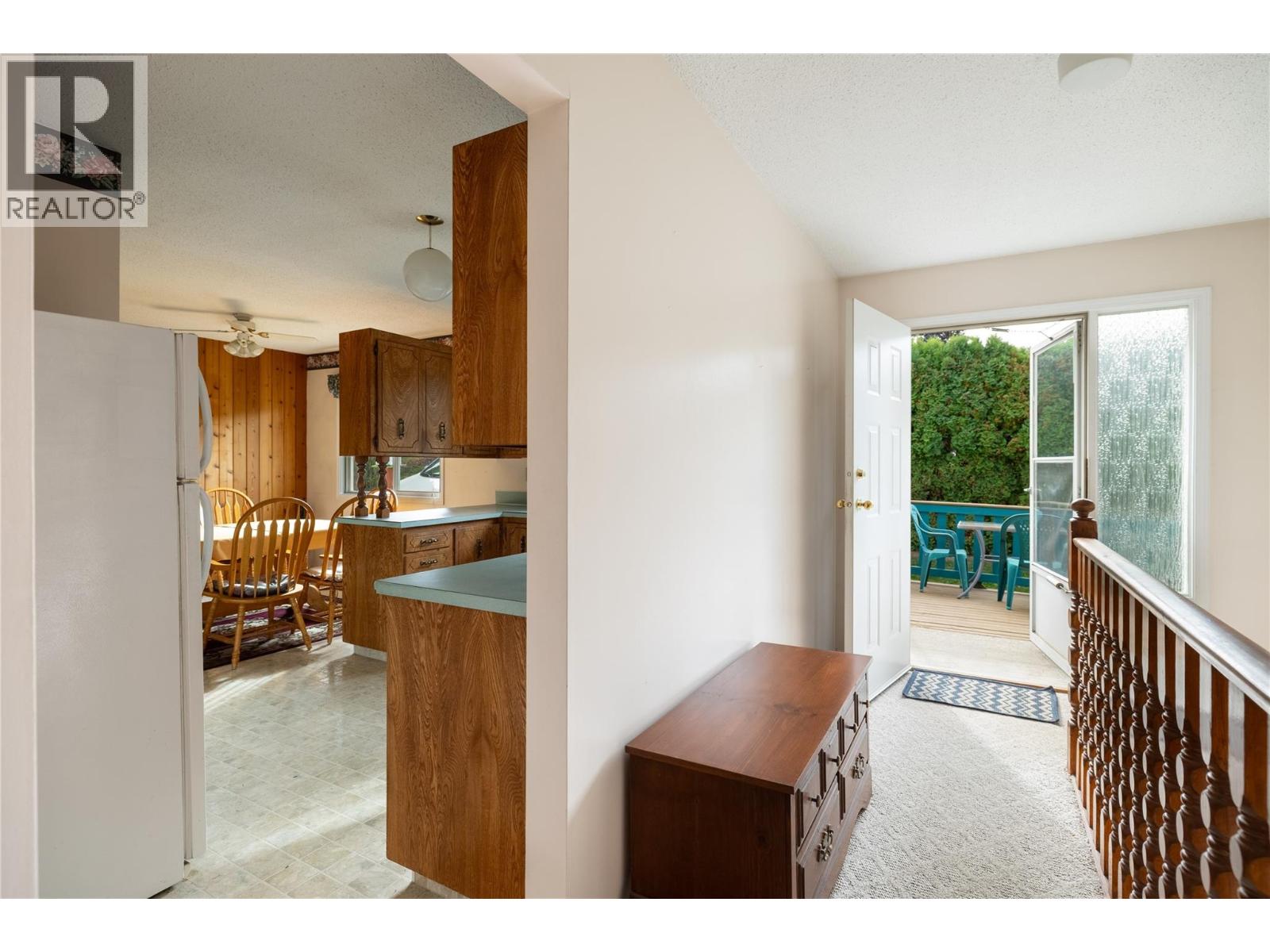 6689 Apollo Road, Vernon, British Columbia  V1H 1J3 - Photo 6 - 10401608