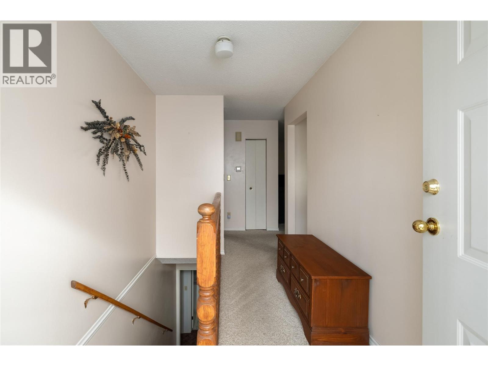 6689 Apollo Road, Vernon, British Columbia  V1H 1J3 - Photo 7 - 10401608