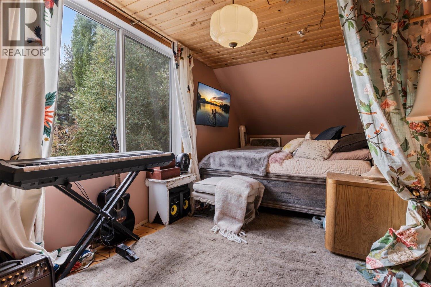 2627 Strathcona Avenue, Coalmont-Tulameen, British Columbia  V0X 1W0 - Photo 23 - 10401414
