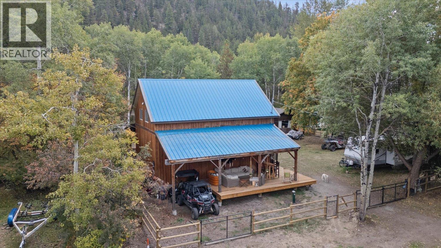 2627 Strathcona Avenue, Coalmont-Tulameen, British Columbia  V0X 1W0 - Photo 46 - 10401414