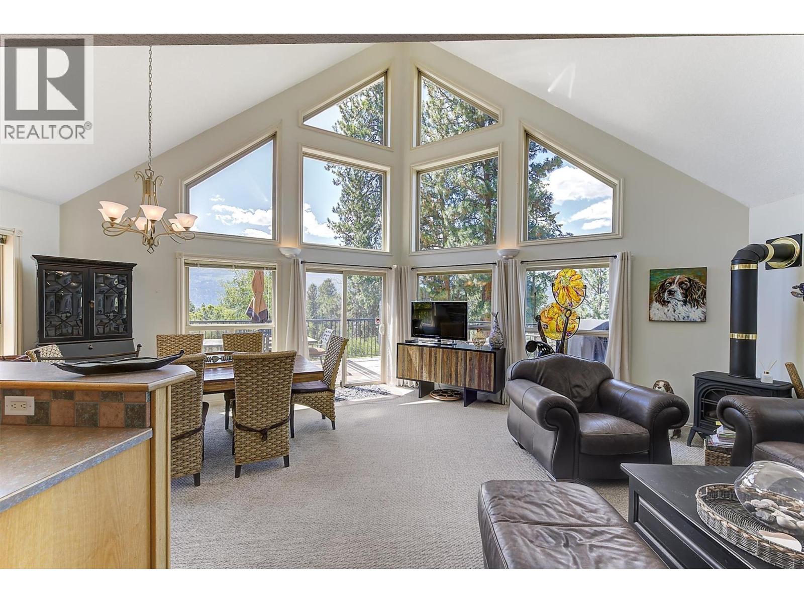16490 Commonage Road, Lake Country, British Columbia  V4V 1B3 - Photo 3 - 10401772