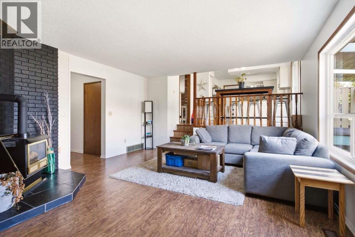 2555 Grenfell Road, Kelowna, British Columbia  V1Y 3C9 - Photo 9 - 10402092