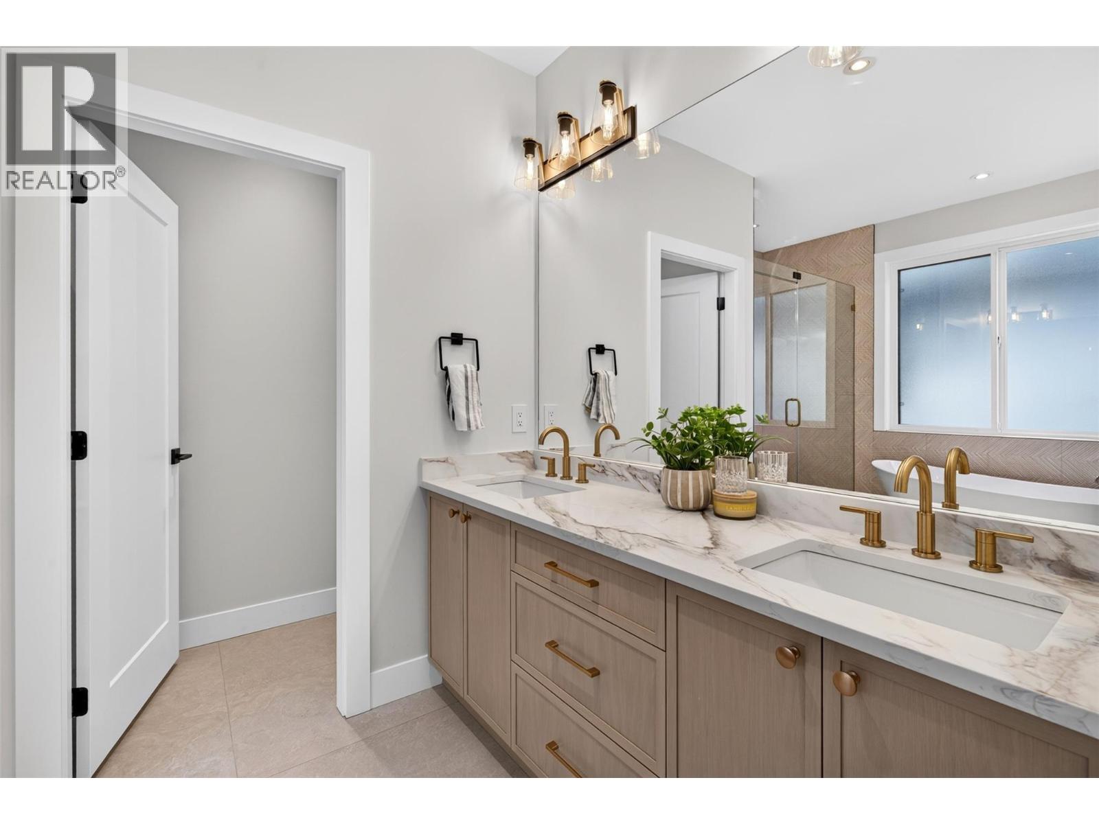 996 Bull Crescent, Kelowna, British Columbia  V1W 0B6 - Photo 18 - 10401961