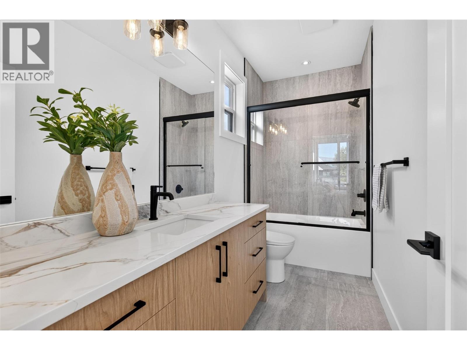 996 Bull Crescent, Kelowna, British Columbia  V1W 0B6 - Photo 30 - 10401961