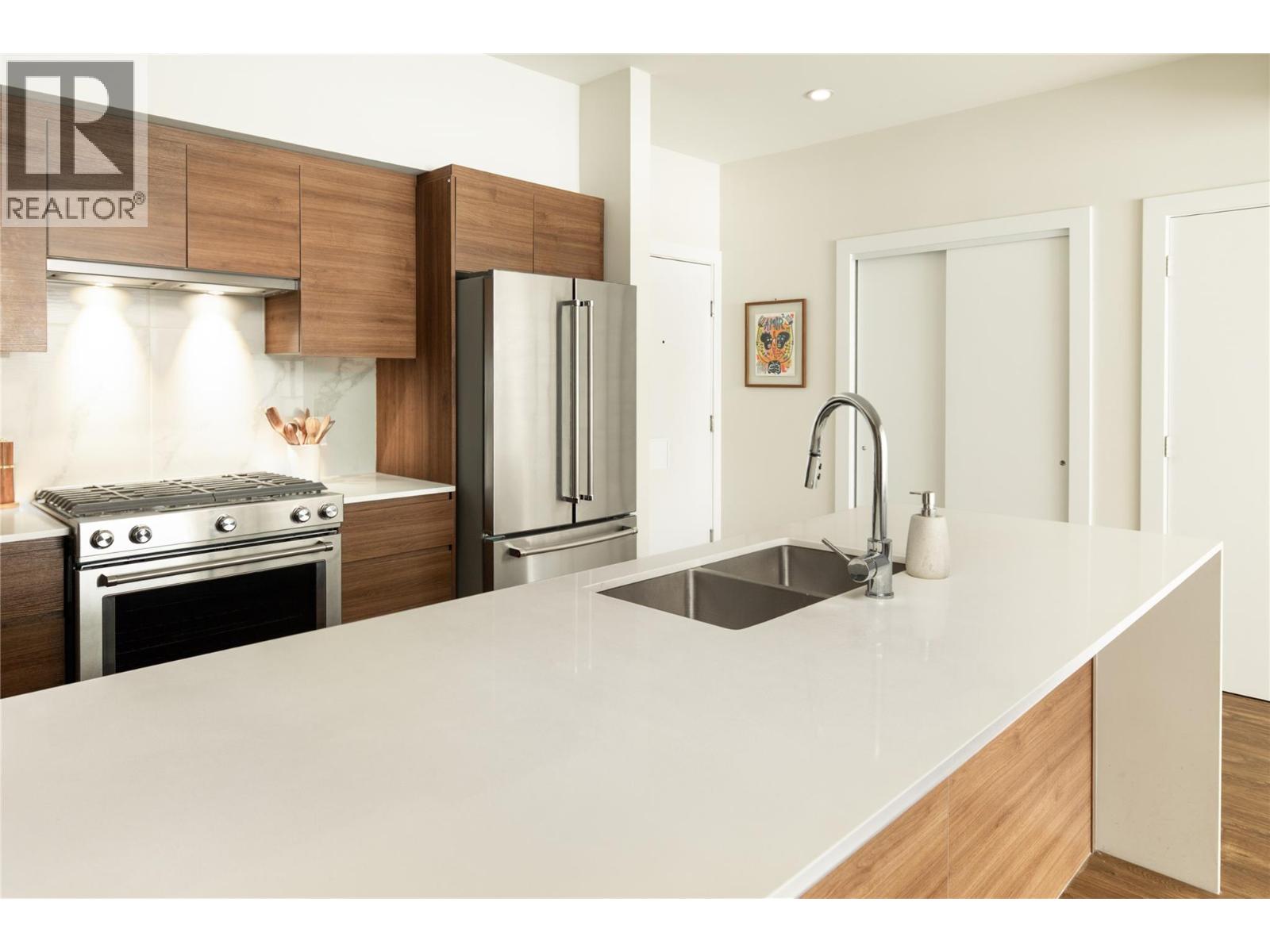 1925 Enterprise Way Unit# 406, Kelowna, British Columbia  V1Y 0J8 - Photo 9 - 10401394